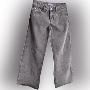 Edikted Charcoal Denim Detail